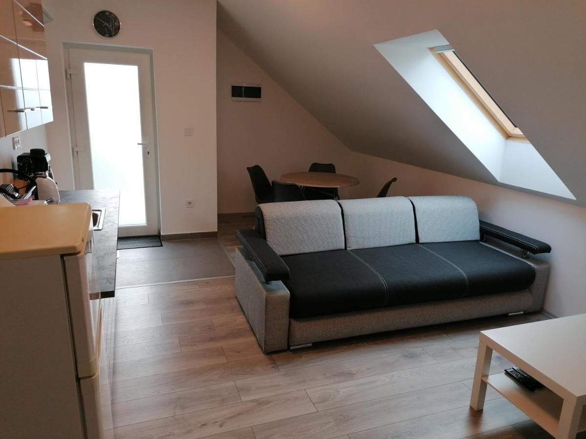 Mohacs Apartman Exterior foto