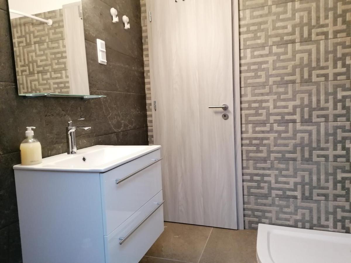 Mohacs Apartman Exterior foto