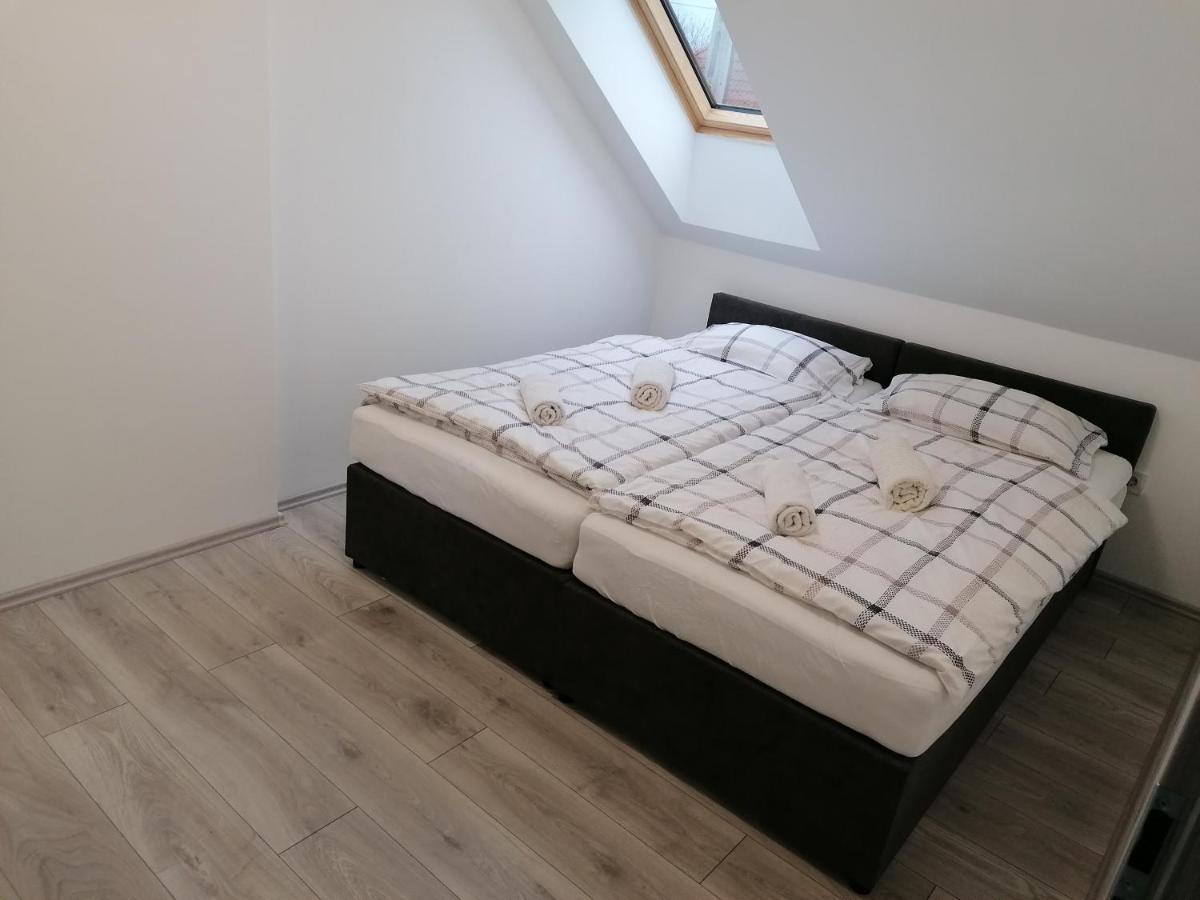 Mohacs Apartman Exterior foto
