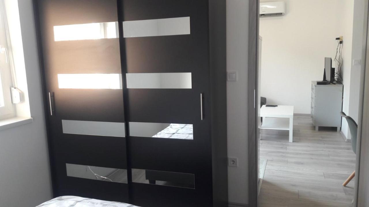 Mohacs Apartman Exterior foto